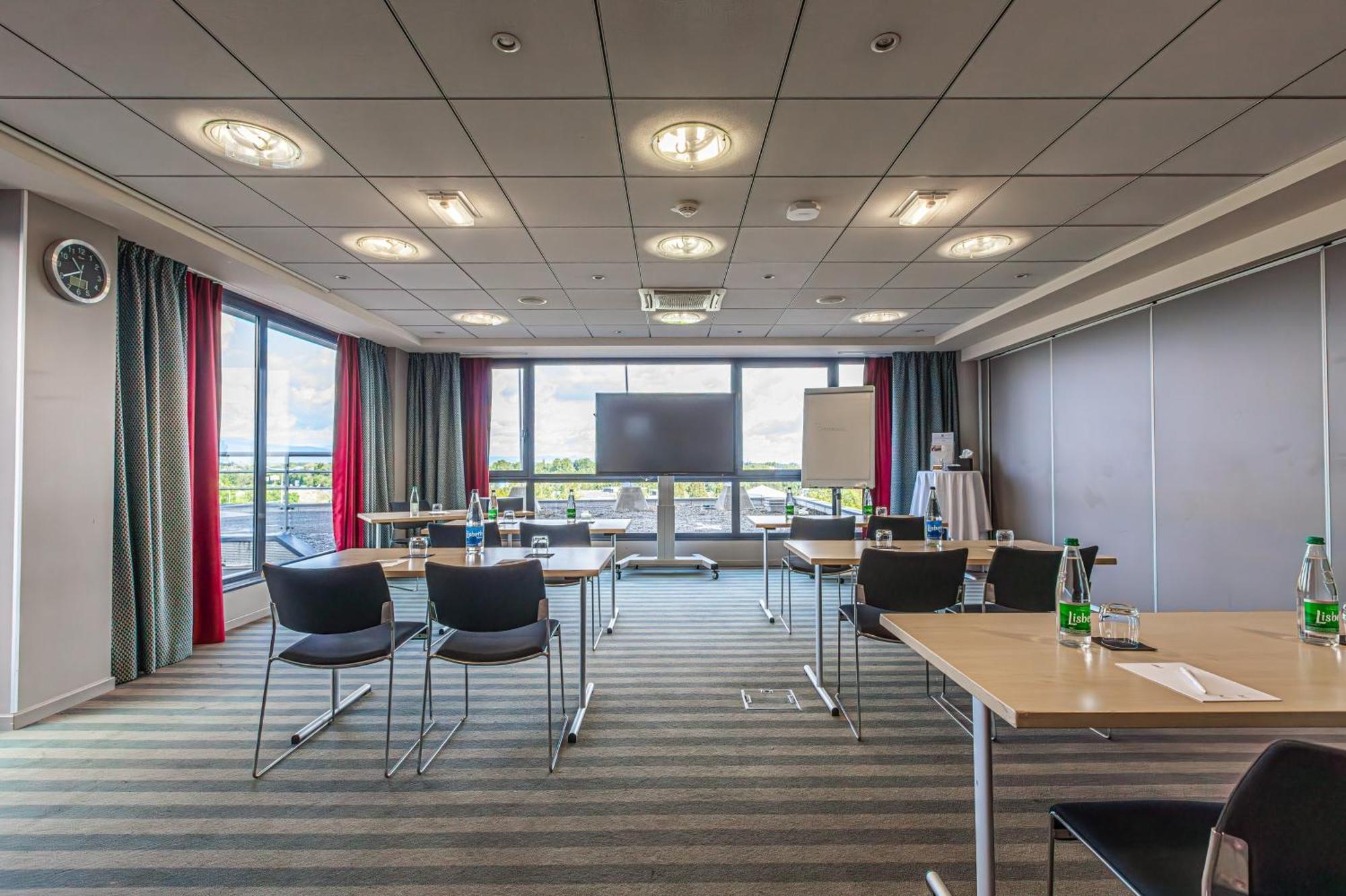 Holiday Inn Mulhouse By Ihg Εξωτερικό φωτογραφία
