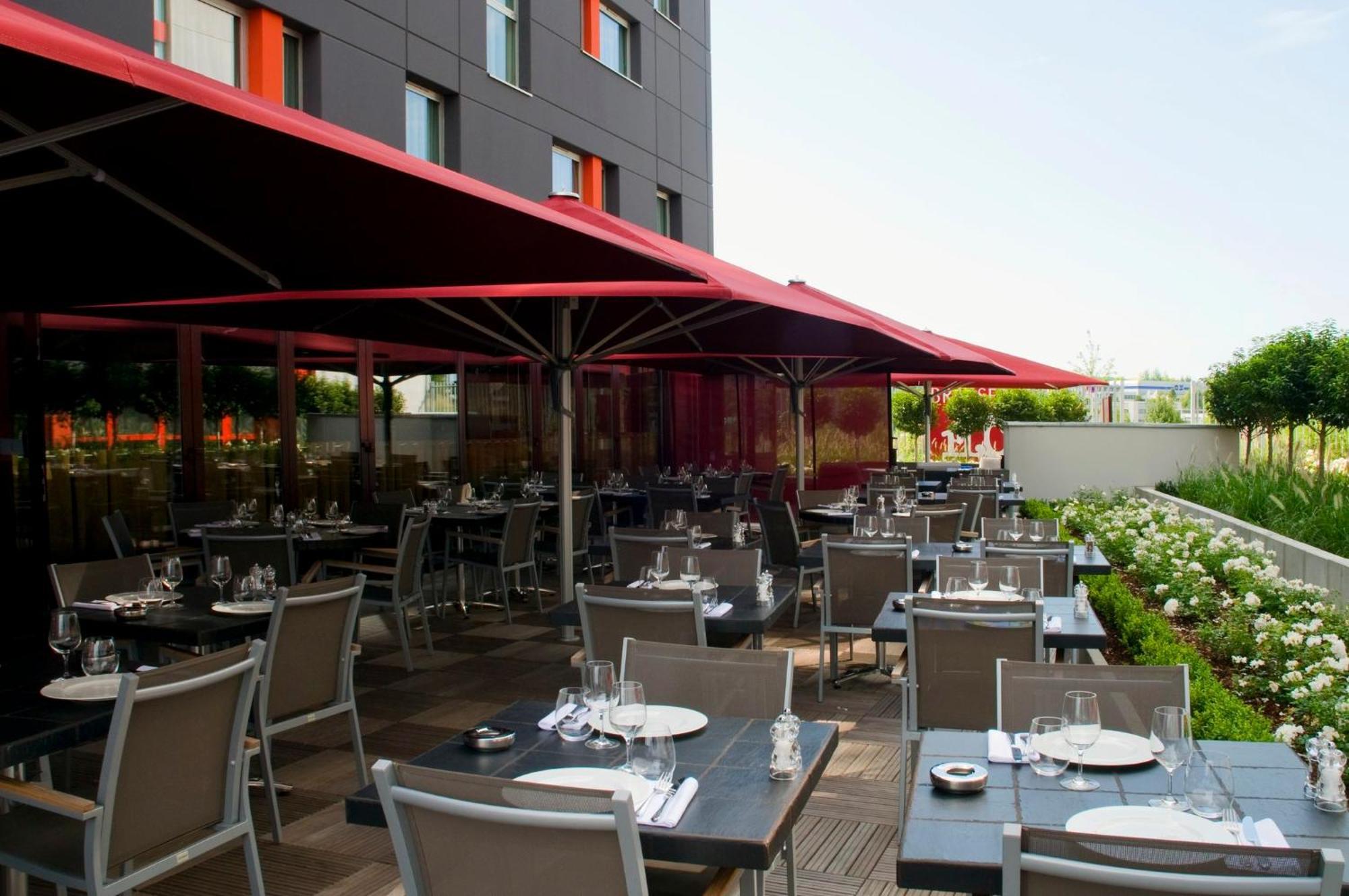 Holiday Inn Mulhouse By Ihg Εξωτερικό φωτογραφία